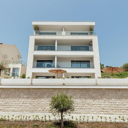 Savina Beachfront Oasis แฮร์เซ็ก-โนวี ภายนอก รูปภาพ