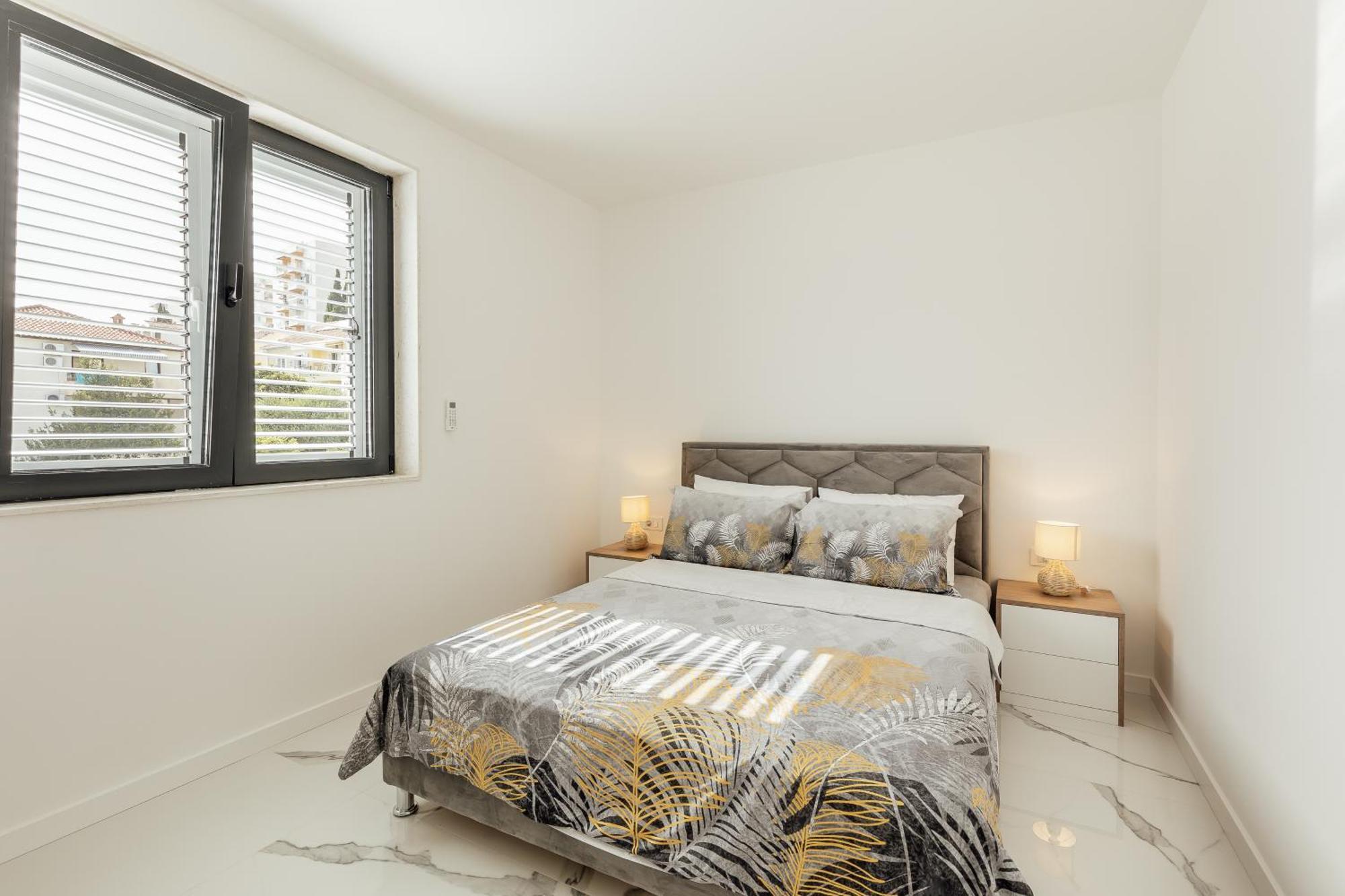 Savina Beachfront Oasis แฮร์เซ็ก-โนวี ภายนอก รูปภาพ